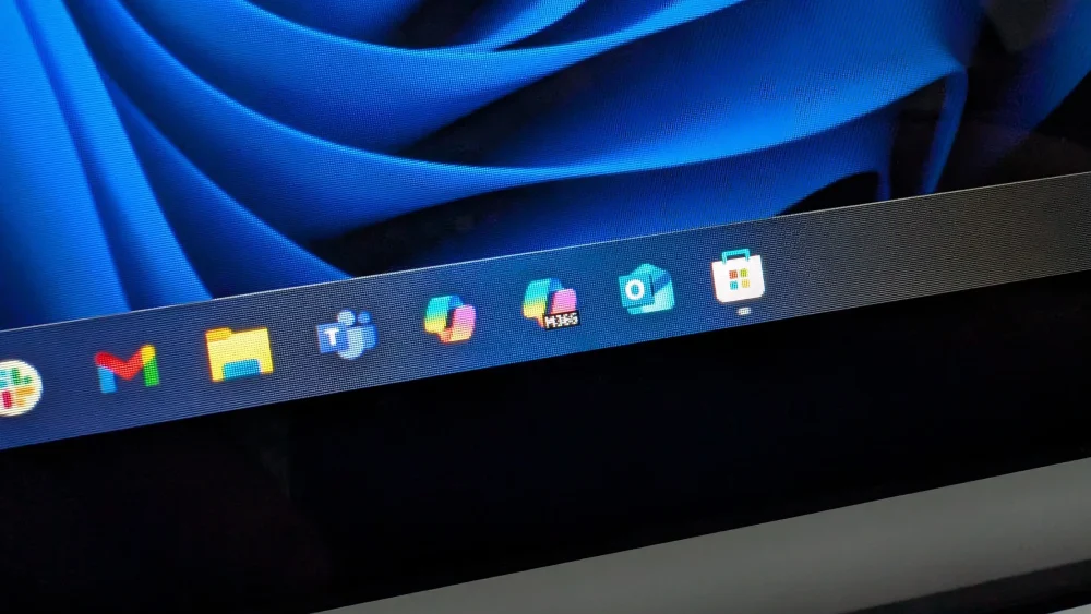 图0：2025年对Windows 11而言堪称灾难之年